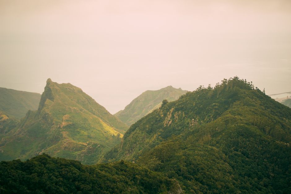 旅途中的停顿与回望